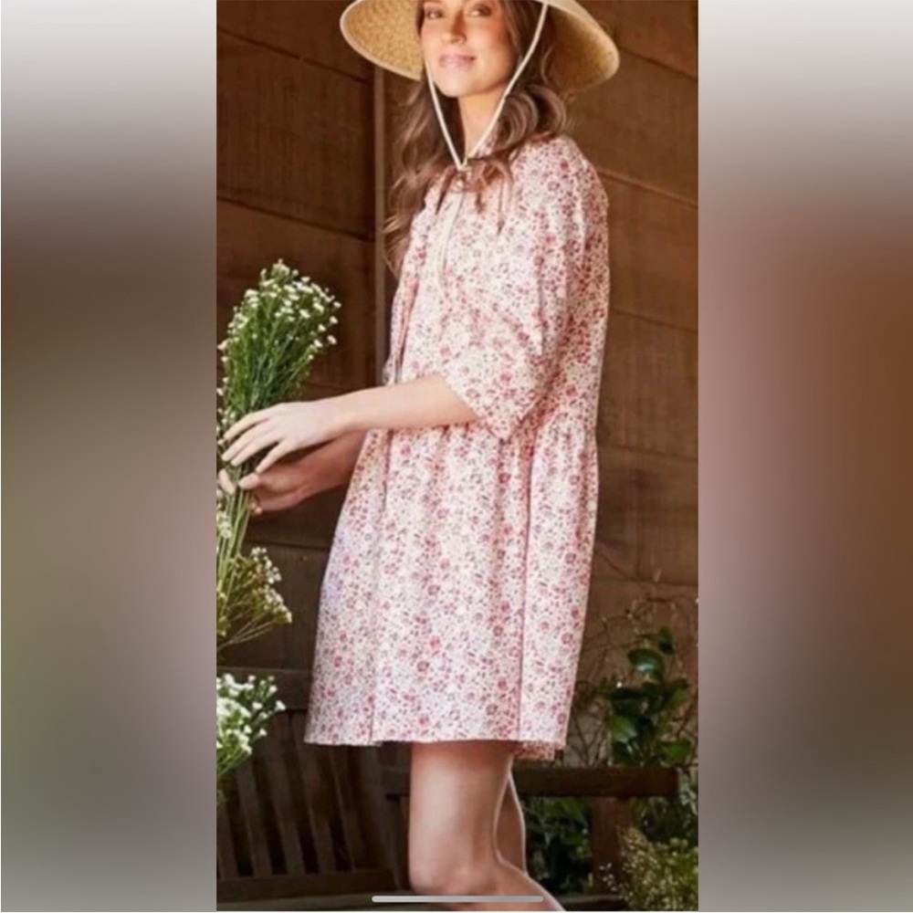 Tuckernuck Ditsy Red Floral Dress Size M